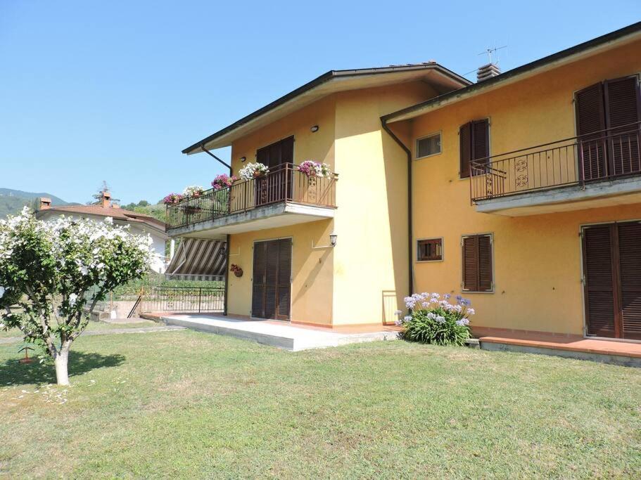 Casa Vacanze La Cicala Pontremoli Kültér fotó