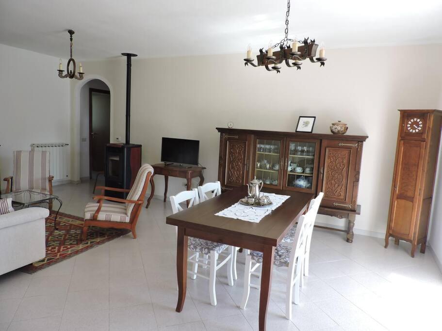 Casa Vacanze La Cicala Pontremoli Kültér fotó